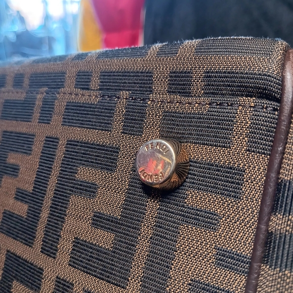 Vintage Fendi Purse - Picture 9 of 10